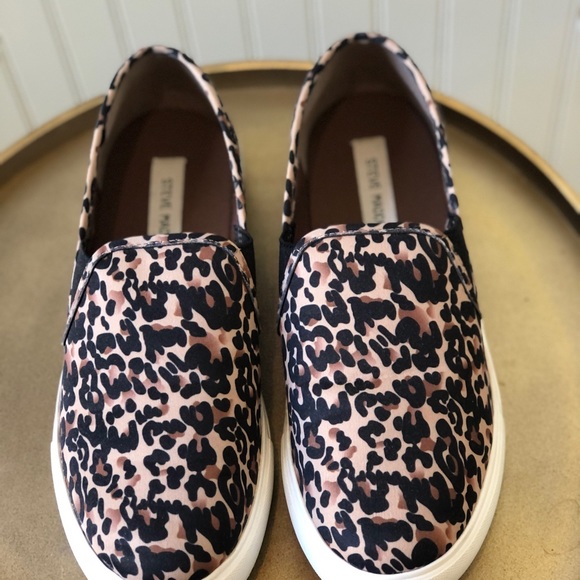 STEVE MADDEN | SYMBA SLIP ON ANIMAL PRINT SNEAKERS | SHOES | SIZE: 10M | EUC - Picture 6 of 10